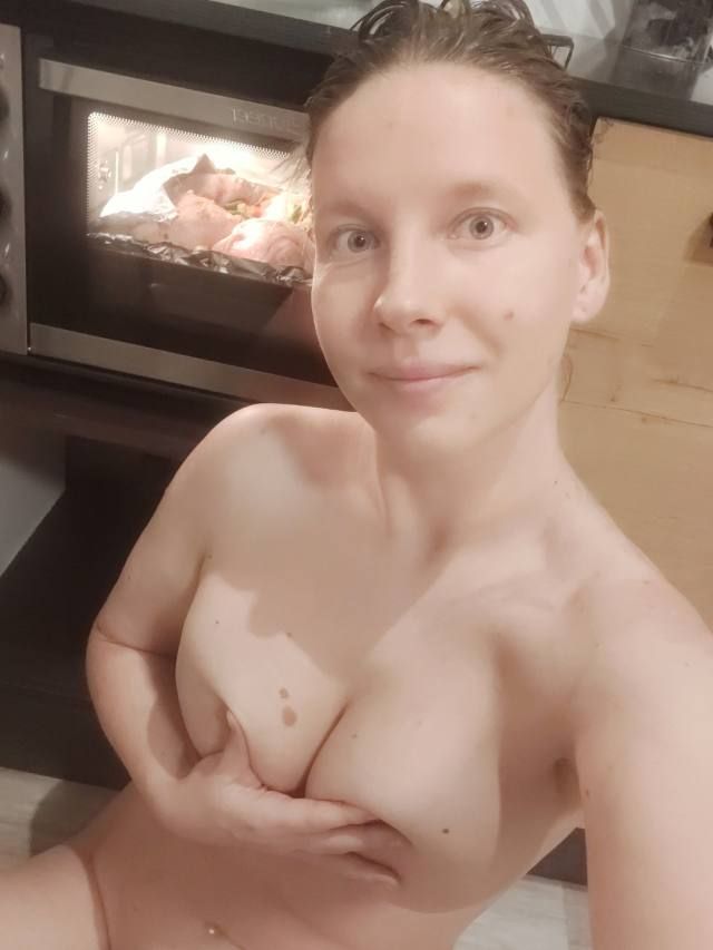 Hit me up for your top fun 🤩 and let’s get freaky together on Snapchat @ lois_loisyy - Image 3